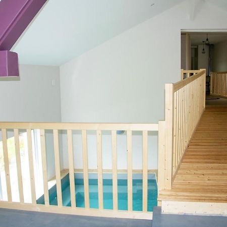 Villa de 5 chambres avec piscine interieure jardin clos et wifi a Panissieres Extérieur photo