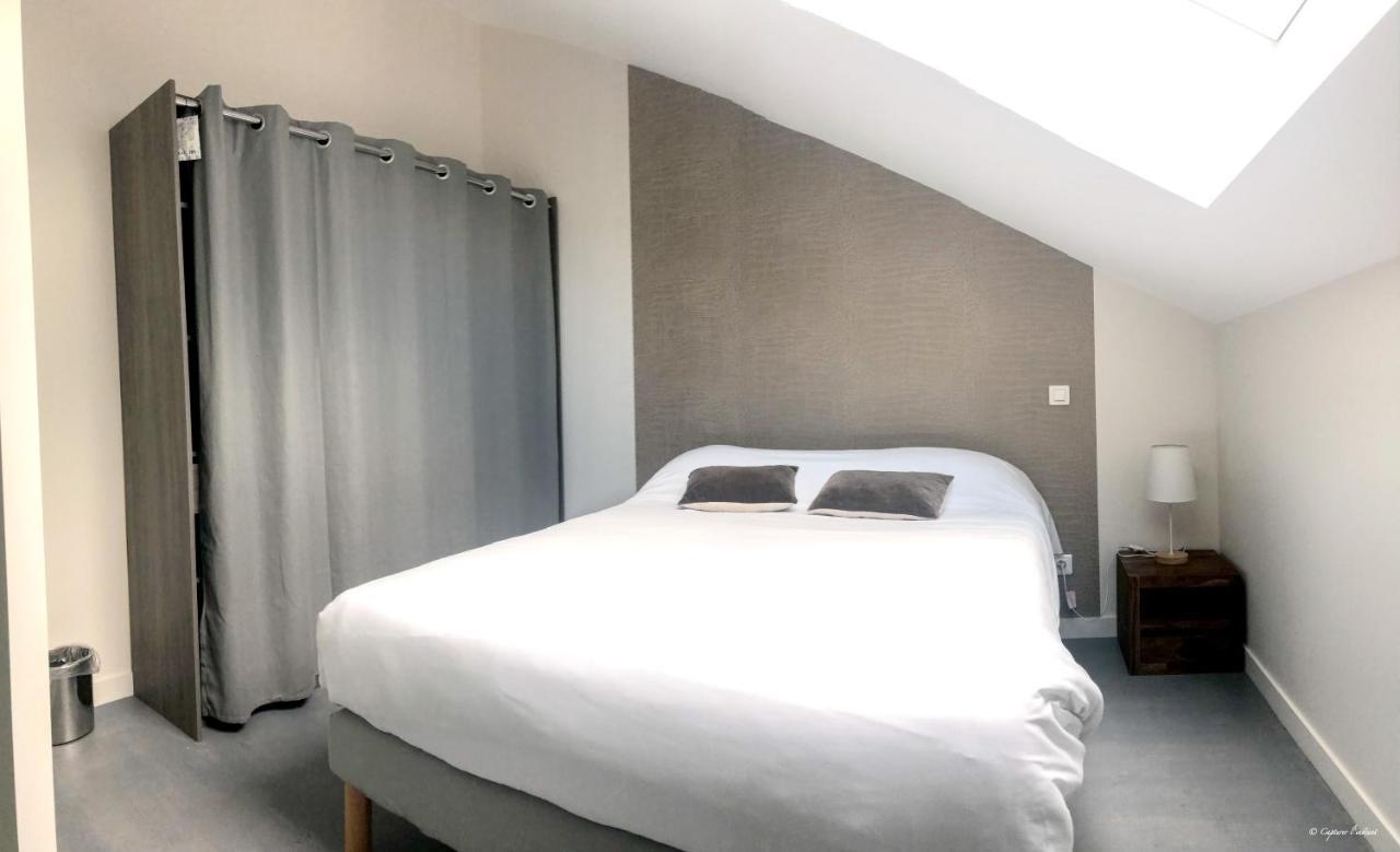 Villa de 5 chambres avec piscine interieure jardin clos et wifi a Panissieres Extérieur photo